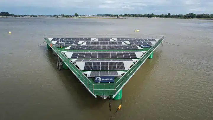 SolarDuck AiP Solar Floating Platform